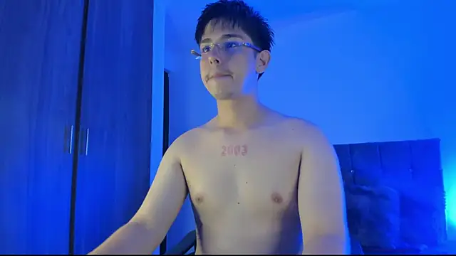 Snapshot of Maximo_Miller chatting on September 2025 02:46:02 AM Maximo Miller online show from September 2025 02:46:02 AM