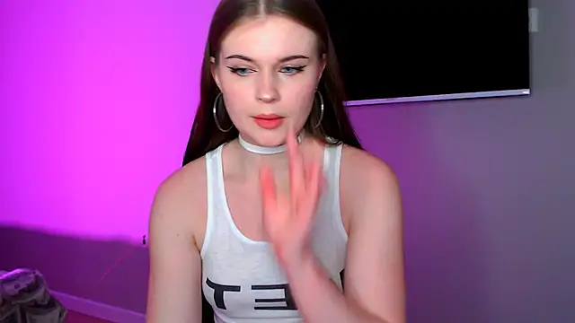 AlexaButttler online show from February 2026 06:06:02 PM