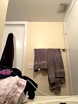 sweetsirenn online show from October 2025 11:49:02 PM