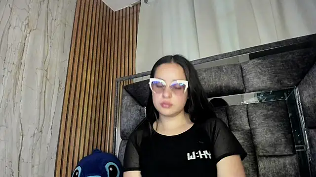 Cherry  Hot online show from October 2025 10:17:02 PM