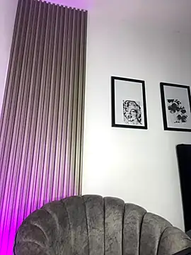 ashlycarteer online show from November 2025 07:02:02 PM