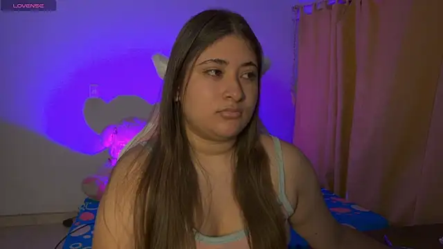 Gaby  Howards online show from November 2025 05:41:01 PM