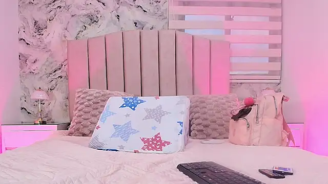 Snapshot of celeste_moonx chatting on November 2025 11:54:01 AM celeste moonx online show from November 2025 11:54:01 AM