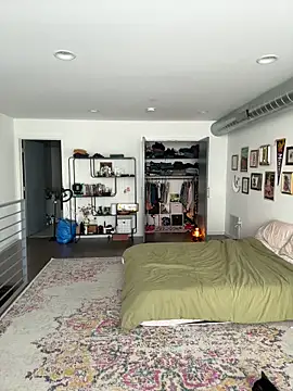 seeunexttuesday online show from October 2025 05:21:02 PM