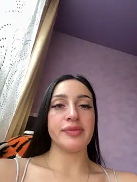 Snapshot of Soft_Pleasure chatting on November 2025 09:31:01 AM Soft Pleasure online show from November 2025 09:31:01 AM