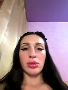 Snapshot of Soft_Pleasure chatting on November 2025 04:18:01 PM Soft Pleasure online show from November 2025 04:18:01 PM