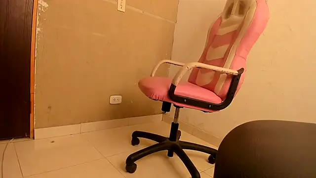 Snapshot of Andre_lezcano chatting on September 2025 07:14:01 PM Andre lezcano online show from September 2025 07:14:01 PM