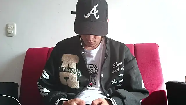 andrewcoopper1 online show from February 2026 02:01:02 PM