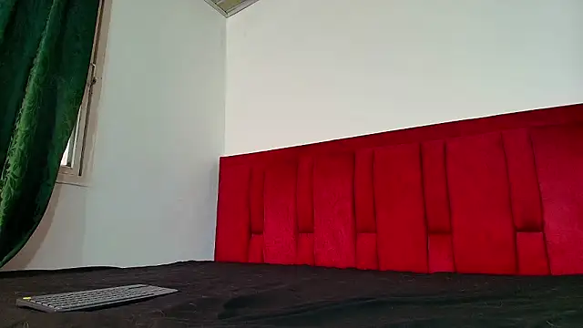 Emma Valencia 001 online show from February 2026 09:35:02 PM