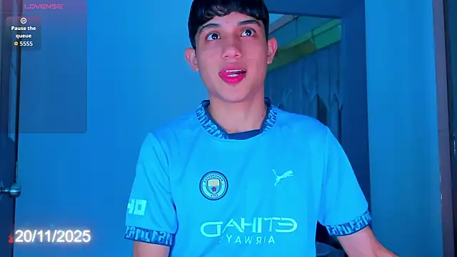 Sebax Young online show from November 2025 04:33:02 AM