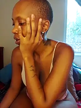 SeffieLucy online show from March 2026 07:23:01 AM