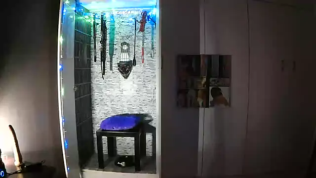 BaDSubMiss online show from September 2025 04:01:01 AM