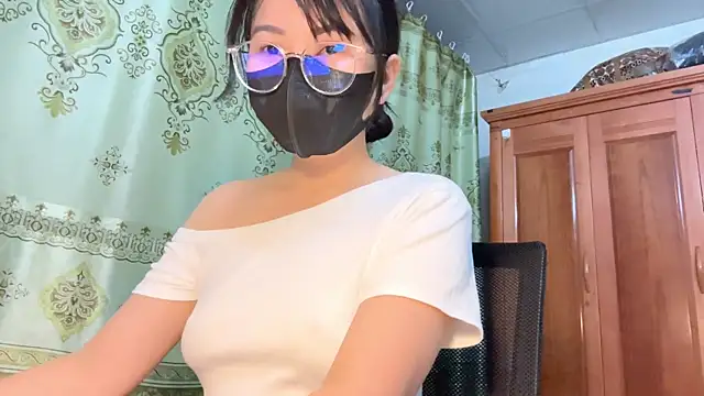Snapshot of LinYi_Office chatting on June 2026 01:28:01 AM LinYi Office online show from June 2026 01:28:01 AM