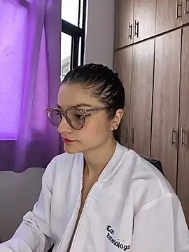 Snapshot of Coralinne__ chatting on July 2026 03:51:01 PM Coralinne online show from July 2026 03:51:01 PM