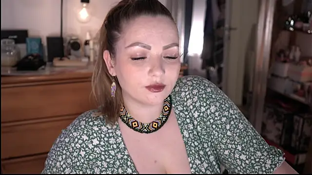 marrygrayes online show from June 2026 08:54:01 PM