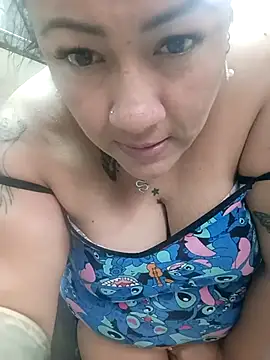 Clunita online show from March 2026 08:03:01 PM