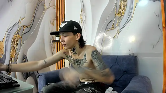 Snapshot of StraightBoy_Nick chatting on September 2025 05:06:02 AM StraightBoy Nick online show from September 2025 05:06:02 AM