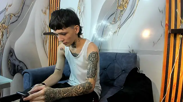 Snapshot of StraightBoy_Nick chatting on September 2025 06:05:02 AM StraightBoy Nick online show from September 2025 06:05:02 AM