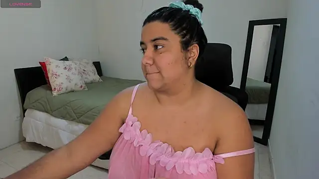 MariamCastiblanco online show from June 2026 08:10:02 PM