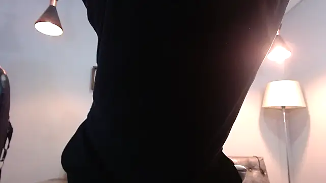 Xfire boy69 online show from November 2025 02:53:02 PM