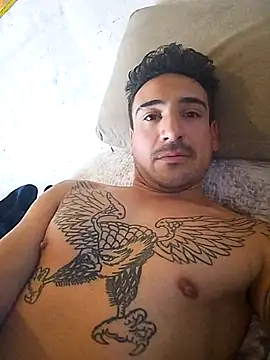 Snapshot of bigandstrong2217 chatting on September 2025 04:00:02 PM bigandstrong2217 online show from September 2025 04:00:02 PM