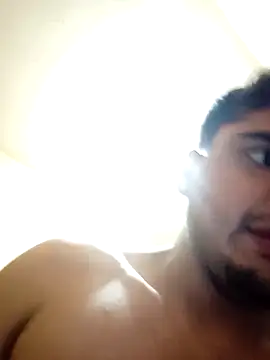 Snapshot of LuxuriousCure4 chatting on October 2025 06:18:01 PM LuxuriousCure4 online show from October 2025 06:18:01 PM