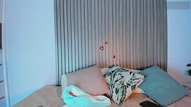 Snapshot of Blue_Sixx chatting on February 2026 10:30:02 PM Blue Sixx online show from February 2026 10:30:02 PM