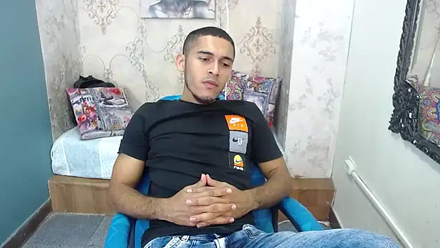 Snapshot of Derek_Storm_ chatting on September 2025 02:48:02 AM Derek Storm online show from September 2025 02:48:02 AM