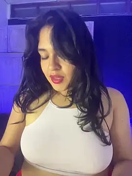 Snapshot of EmilyNoir1 chatting on May 2026 11:56:02 PM EmilyNoir1 online show from May 2026 11:56:02 PM
