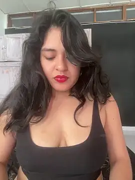 Snapshot of EmilyNoir1 chatting on May 2026 08:57:02 PM EmilyNoir1 online show from May 2026 08:57:02 PM