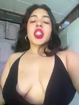 Snapshot of EmilyNoir1 chatting on May 2026 10:53:02 AM EmilyNoir1 online show from May 2026 10:53:02 AM