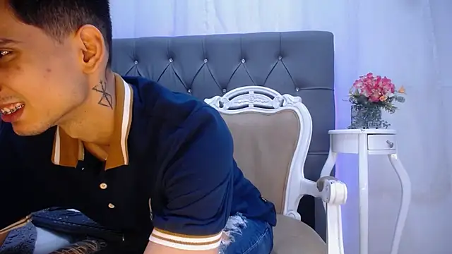 Sebalexis7 online show from November 2025 03:39:02 AM