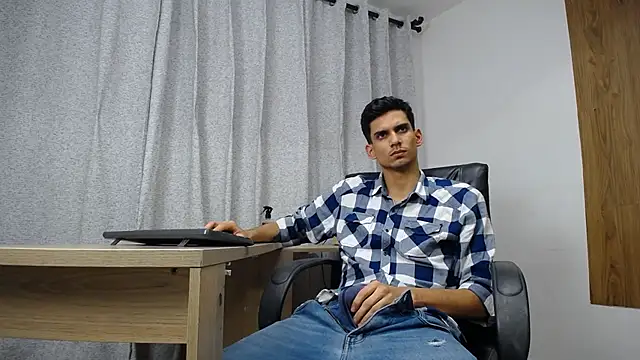 Sebalexis7 online show from November 2025 03:38:01 AM