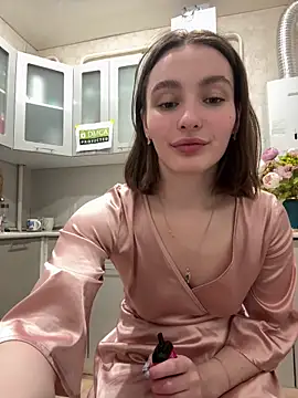 ZariaFlame online show from April 2026 10:38:01 PM