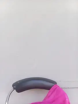 GoldSnowXxX online show from October 2025 01:07:01 PM