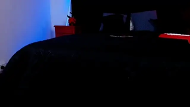 Alisse Moore online show from April 2026 12:31:01 PM