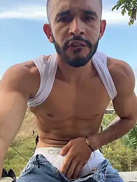 Jacksonfranco online show from February 2026 10:33:01 PM