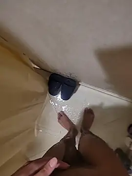 Snapshot of catluvr999 chatting on February 2026 03:12:02 AM catluvr999 online show from February 2026 03:12:02 AM