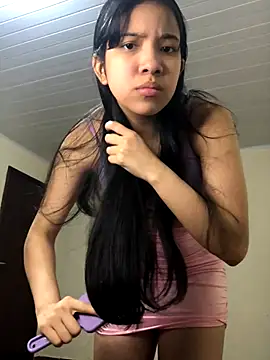 Snapshot of ashleyy20 chatting on November 2025 11:21:02 PM ashleyy20 online show from November 2025 11:21:02 PM