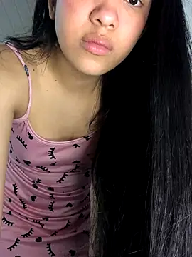 Snapshot of ashleyy20 chatting on November 2025 11:37:02 PM ashleyy20 online show from November 2025 11:37:02 PM