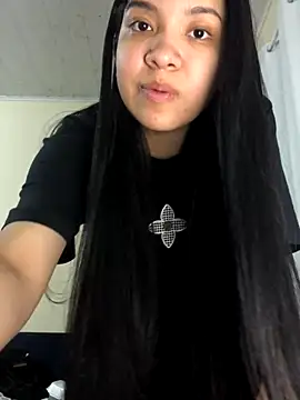 Snapshot of ashleyy20 chatting on November 2025 10:56:01 PM ashleyy20 online show from November 2025 10:56:01 PM