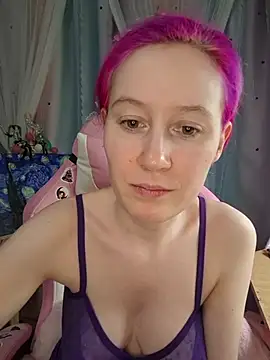 Fuzzy Unicorn online show from March 2026 07:50:02 PM