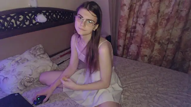 Peralez F online show from April 2026 02:04:02 AM