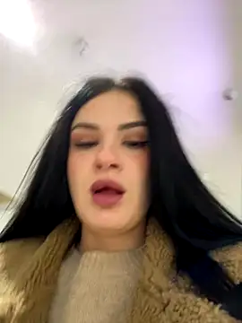 MiraReach online show from October 2025 03:26:02 AM