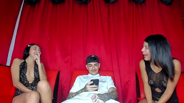 extreme hot crazy online show from October 2025 04:21:01 AM