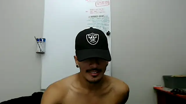 tanjir020 online show from February 2026 06:34:02 PM