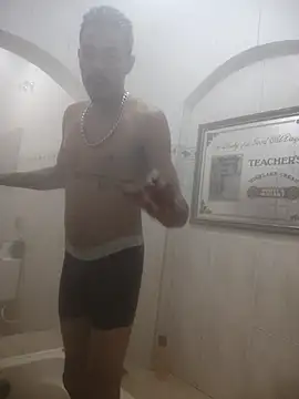 Snapshot of lacoste12 chatting on November 2025 03:52:02 AM lacoste12 online show from November 2025 03:52:02 AM