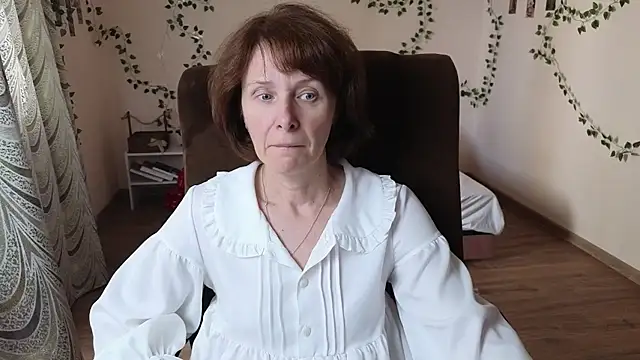 Snapshot of Lia_Tito chatting on September 2025 12:16:01 PM Lia Tito online show from September 2025 12:16:01 PM