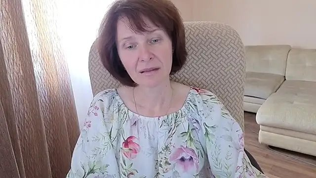 Snapshot of Lia_Tito chatting on September 2025 12:28:02 PM Lia Tito online show from September 2025 12:28:02 PM