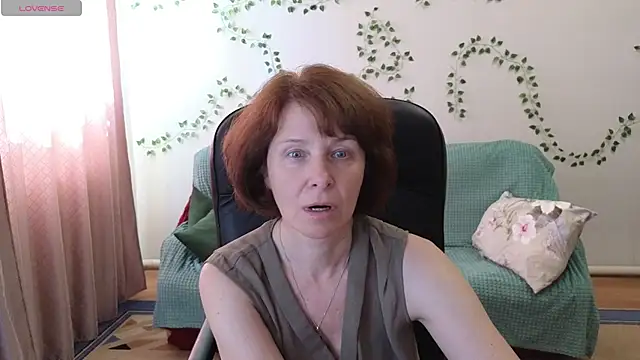 Lia Tito online show from July 2026 06:17:02 AM